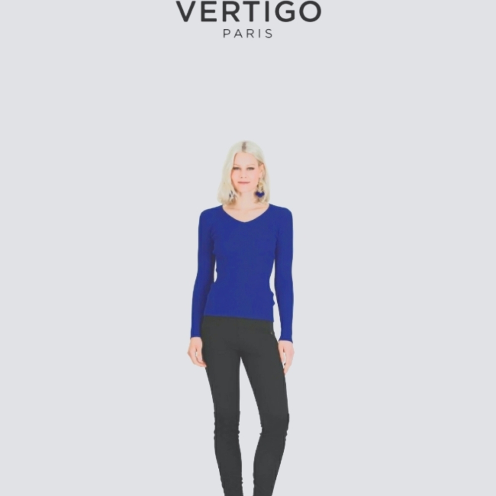 Vertigo Cobalt blue sweater size large